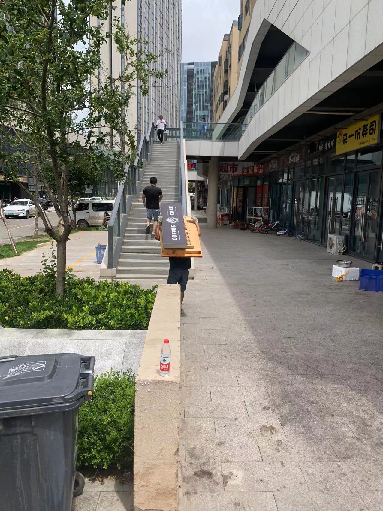 選擇青島搬家公司很難決定哪家好 選擇青島搬家公司很難決定哪家好