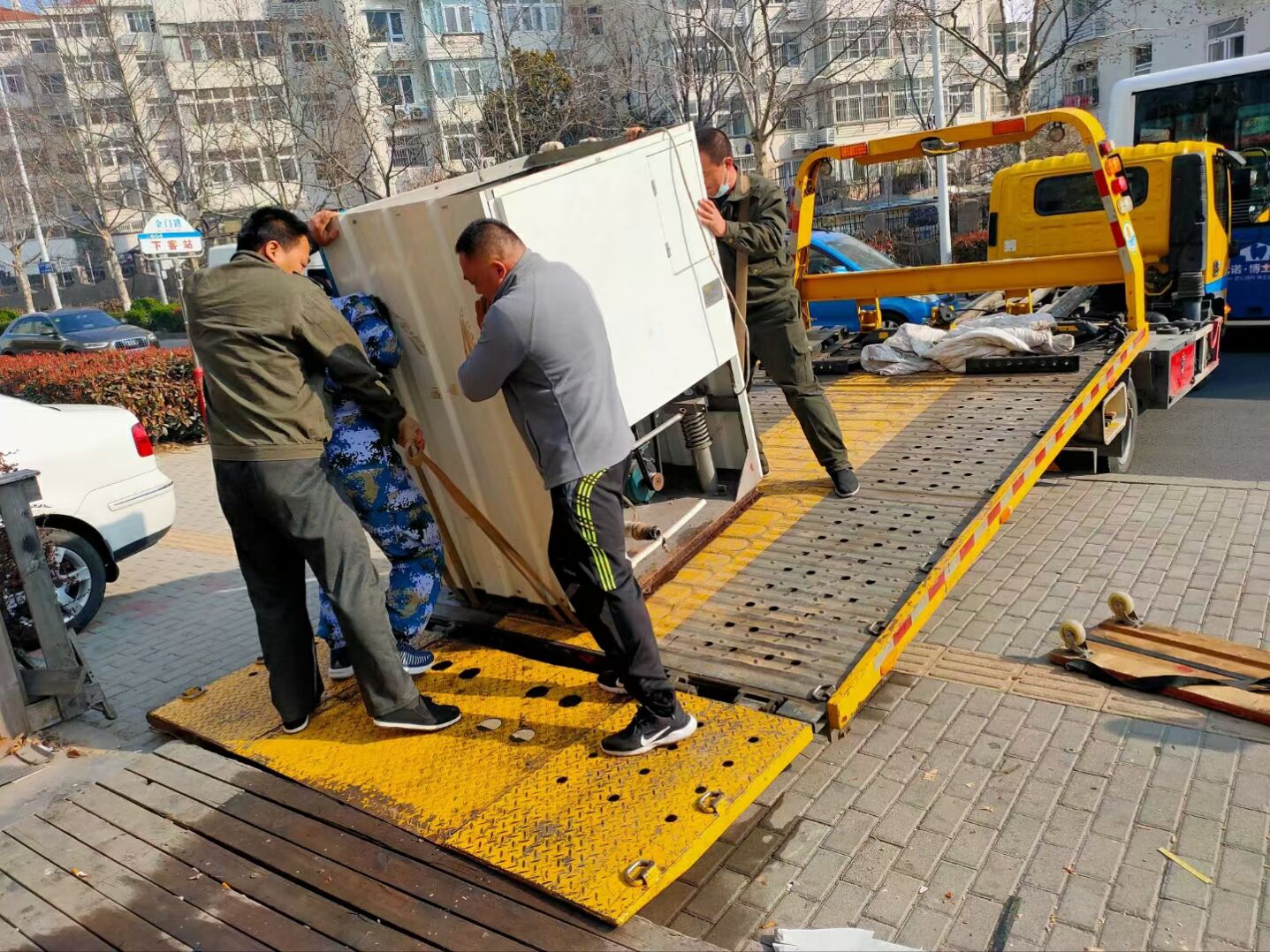 青島搬家公司工人現場加價的原因